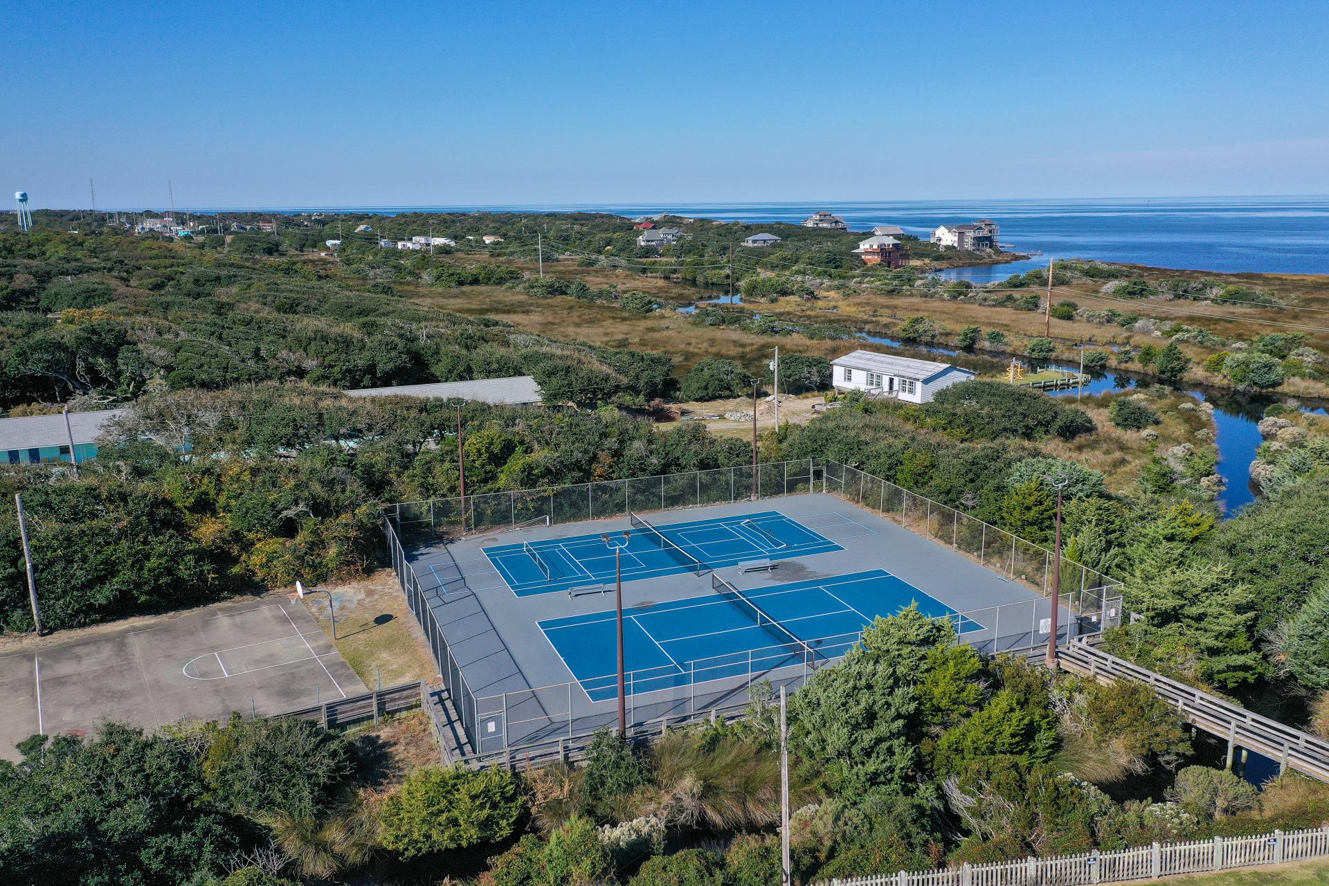 Aerial image of the Fessenden Center tennis courts.